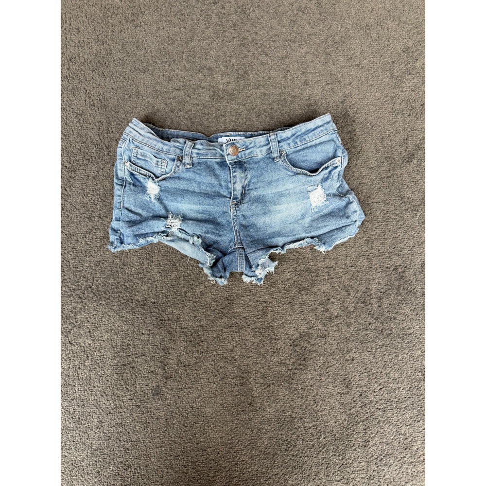 YMI Womens Distressed Low Rise Denim Shorts Light Wash Frayed Hem Size 11/30